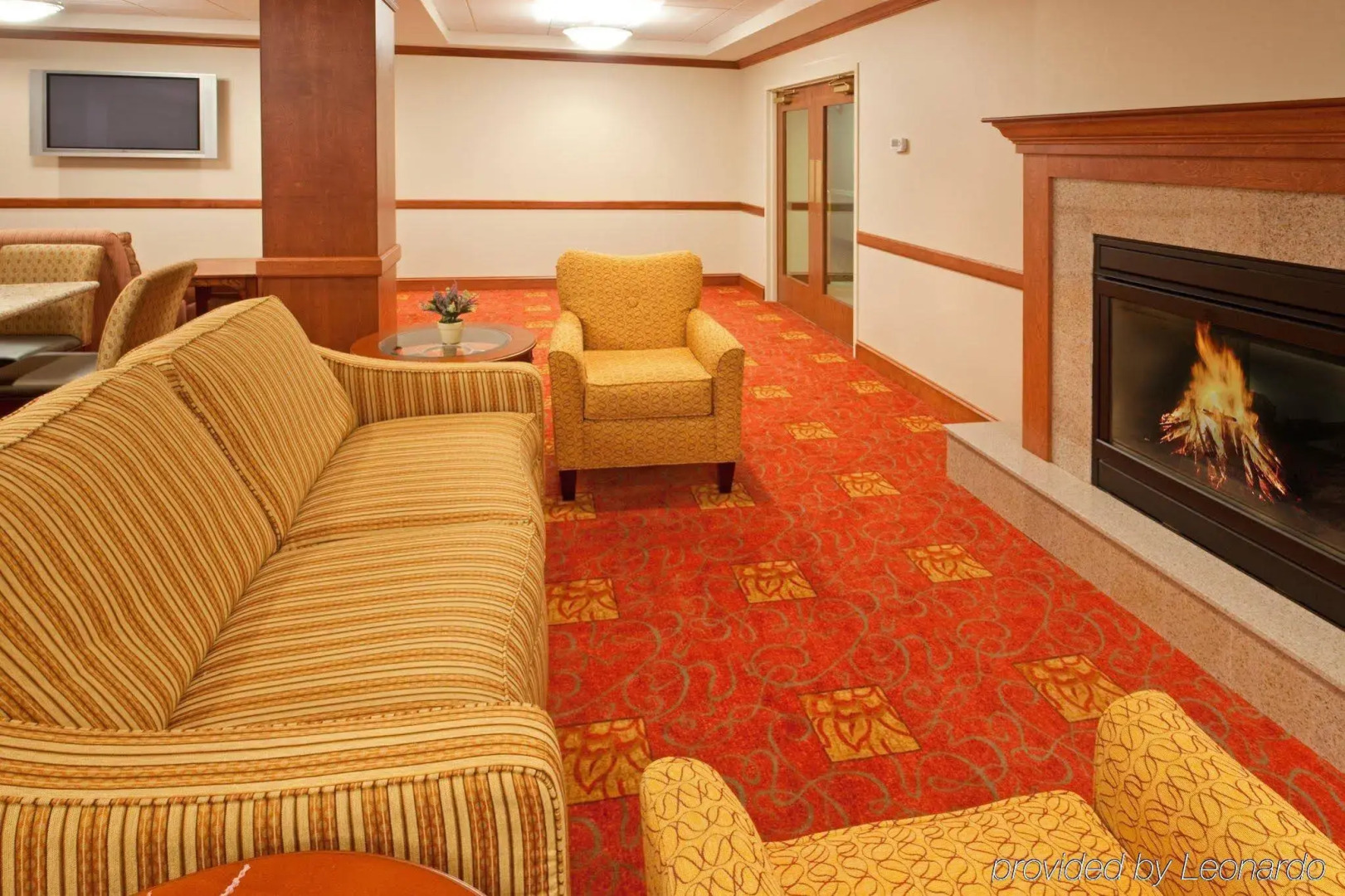 Holiday Inn Express Hotel & Suites Tilton - Lakes Region by IHG