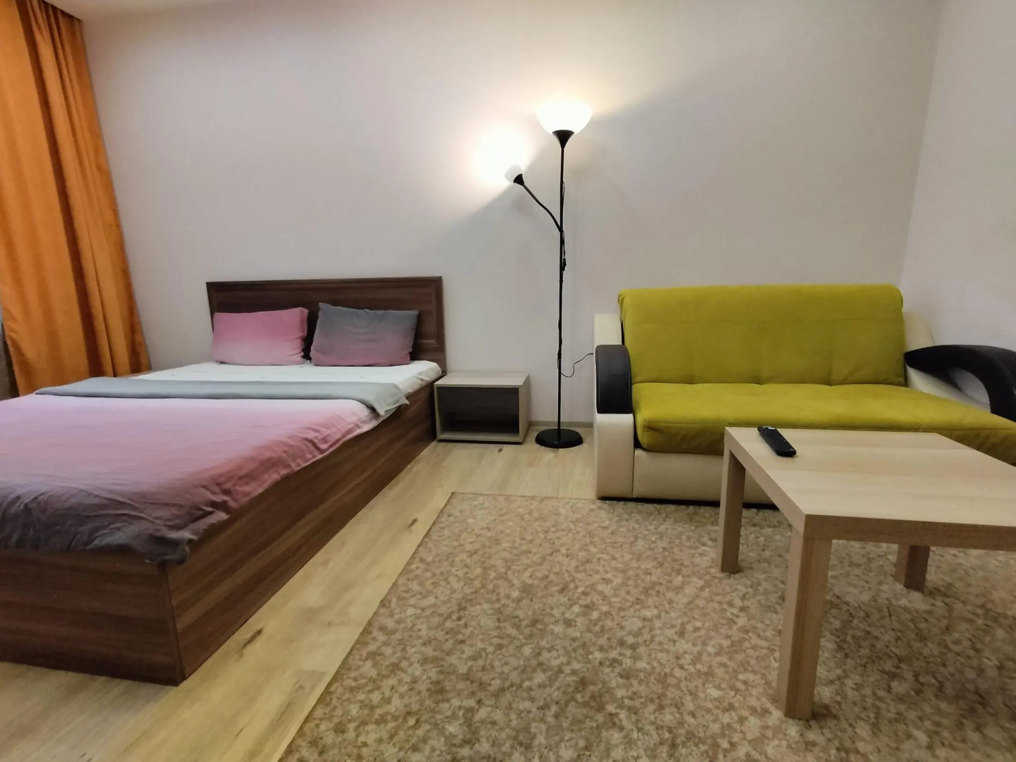 Фреш рум на улице Грибоедова, д 5, к.1