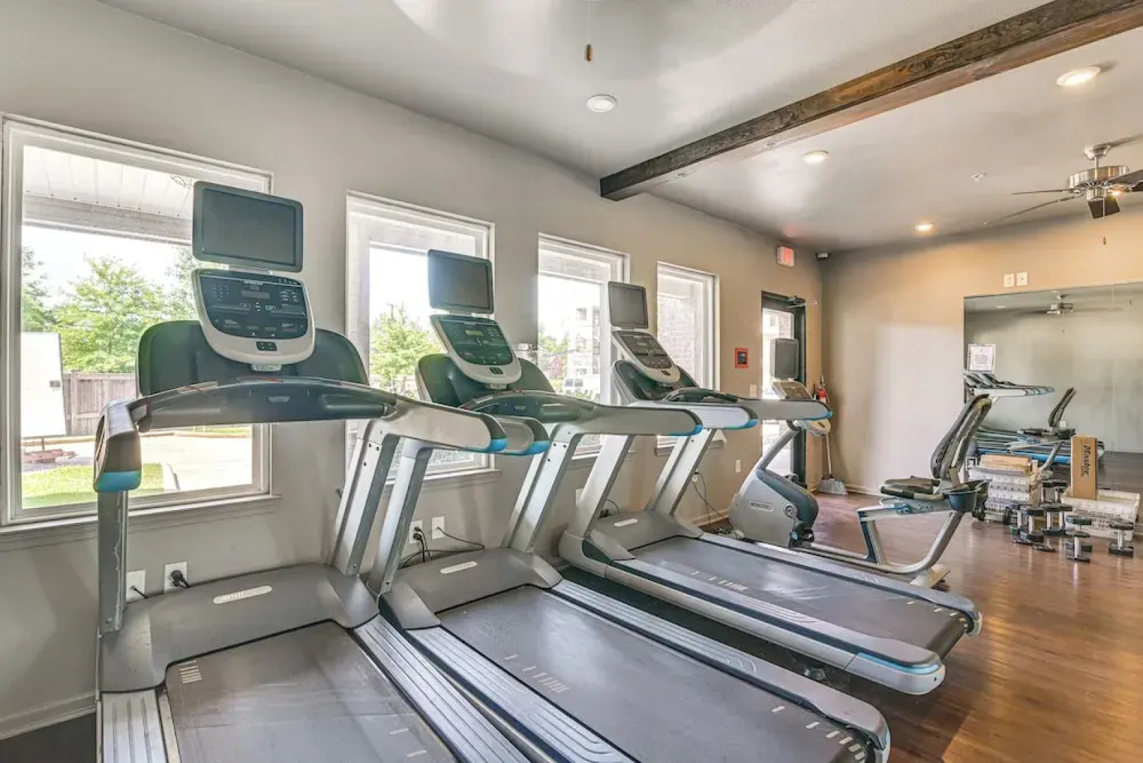 Cotton District Condo: Walkable Spot for Game Day!