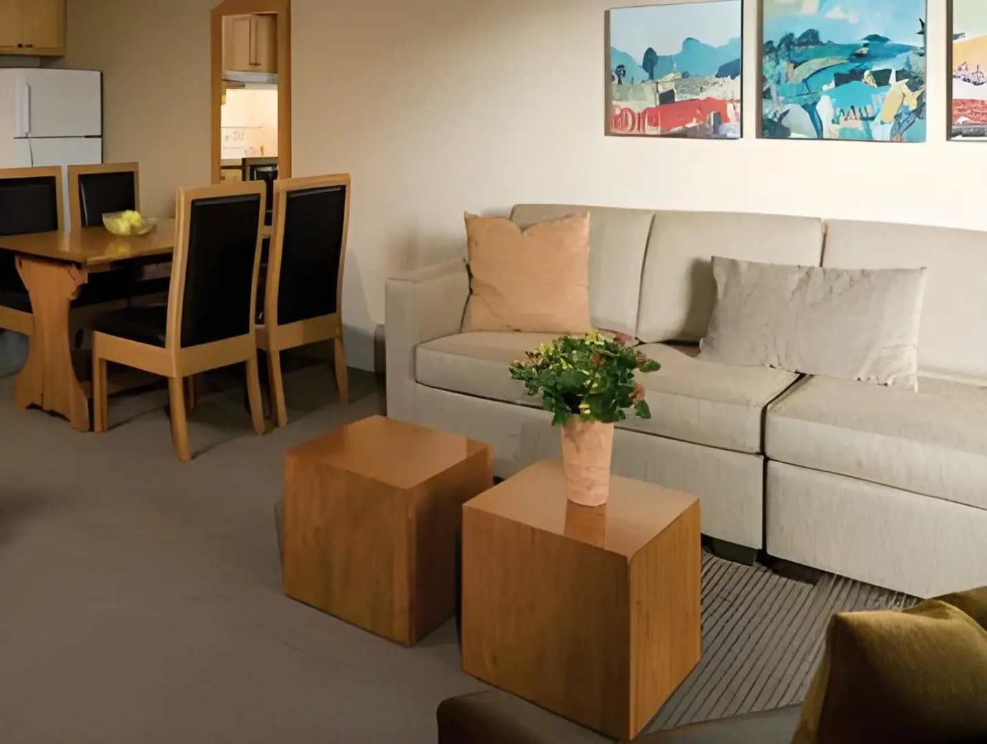 Whistler Village Inn And Suites