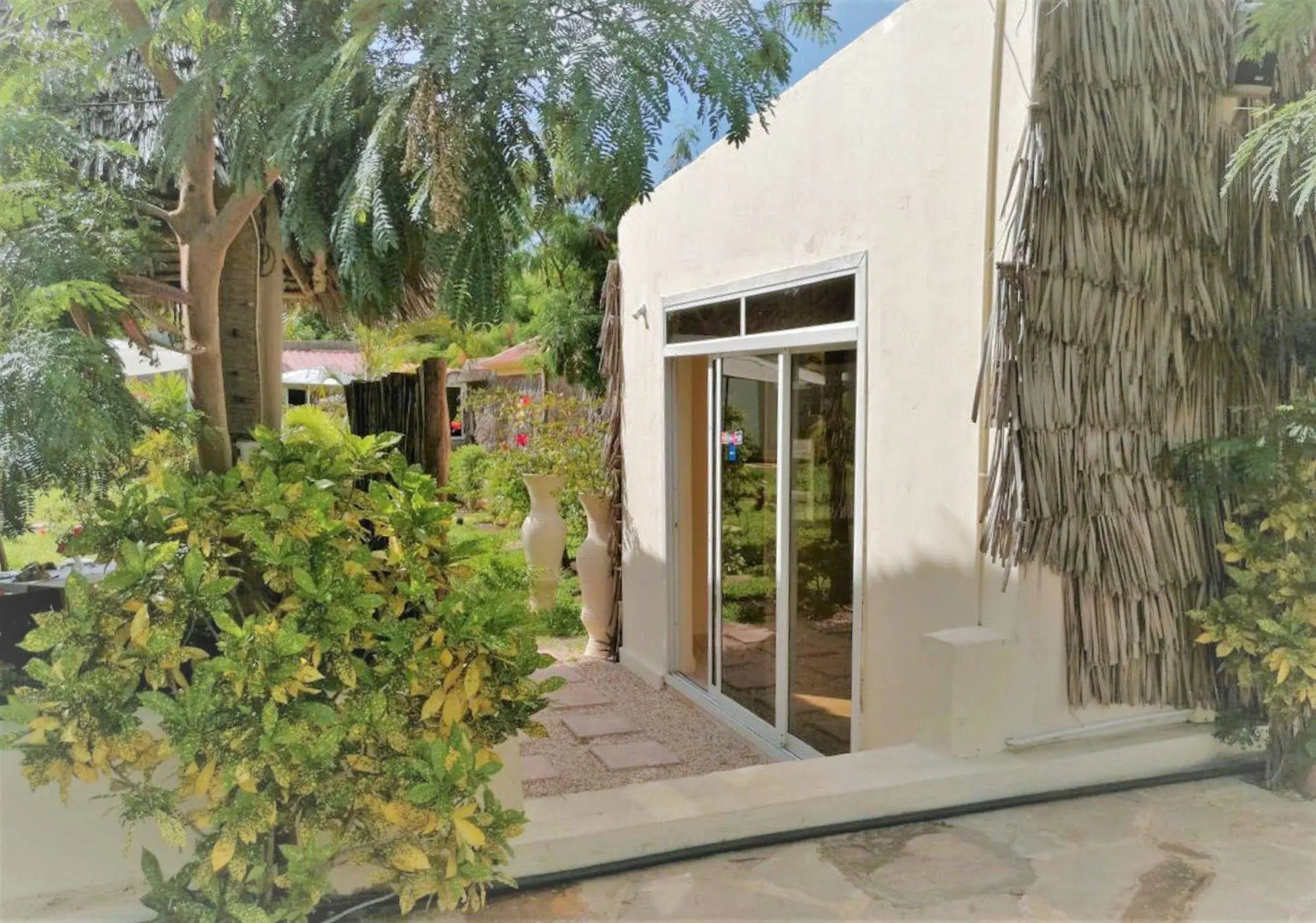 The Island Beach Getaway