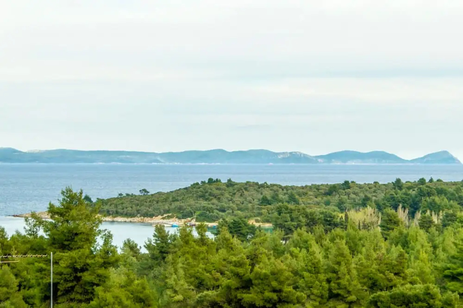 Green Bay Villa by JJ Hospitality