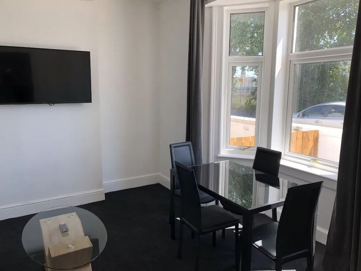 Glasgow Airport Holiday Home