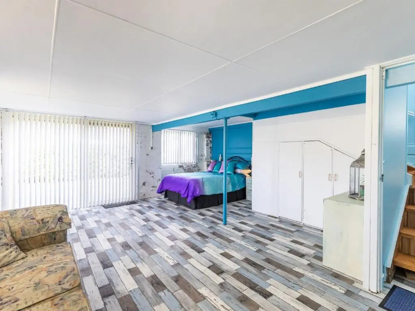 Golden Sands 2 Short Street