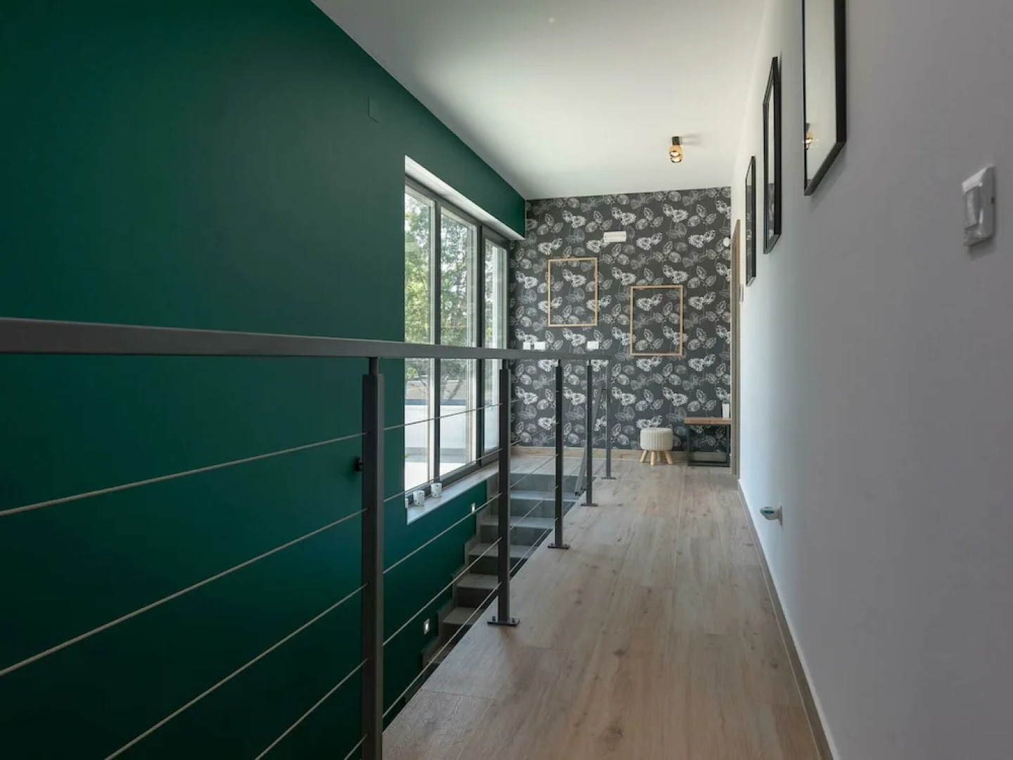 Villa With Swimming Pool, Play Area, Volleyball Court, Table Football, 8 km From Labin