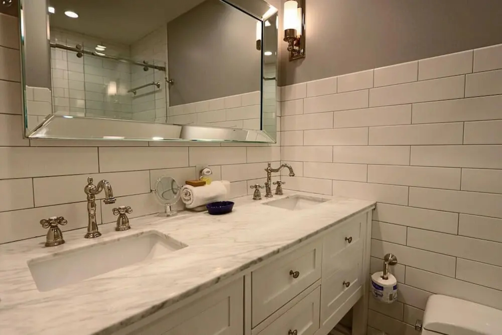 Newly Remodeled Two-story Condo w/ Wifi - Steps From Beach & Dining