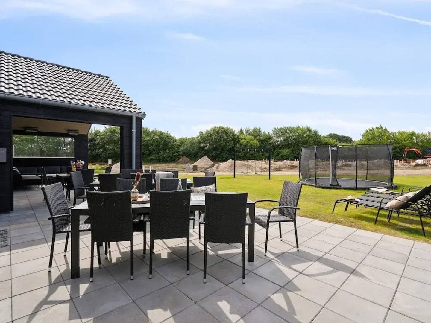 Spacious Retreat Near Beach - By Traum Ferienwohnungen
