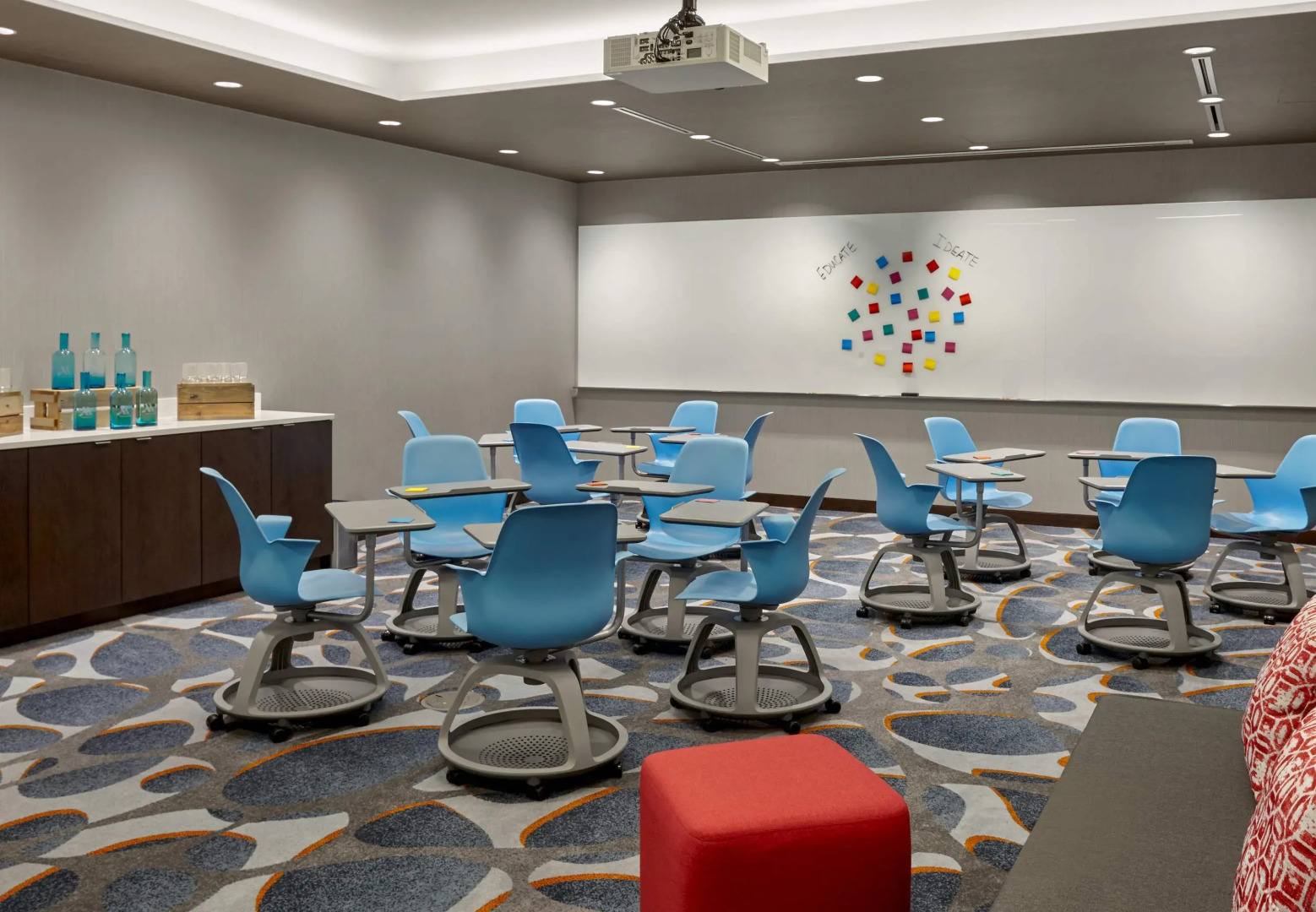 Calgary Airport Marriott In-Terminal Hotel