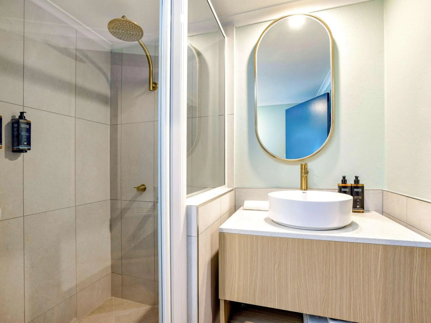 Mercure Cairns