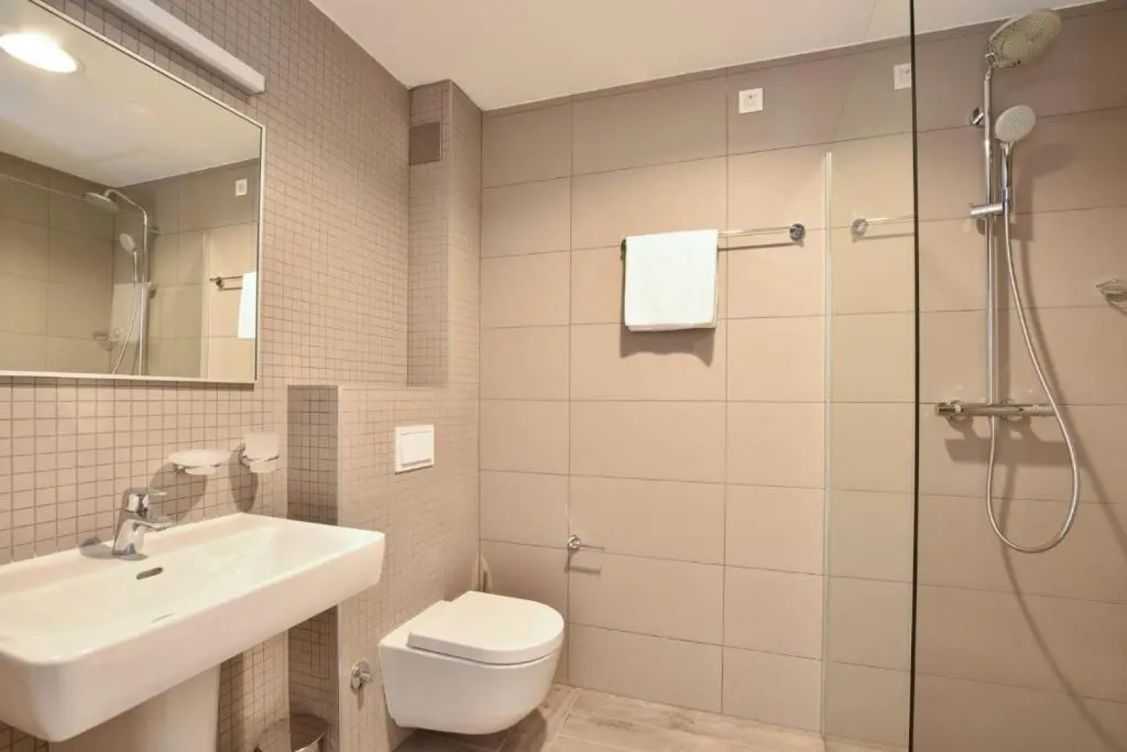 Luxury, seafront Villa IVAN with heated pool only 100m from beach