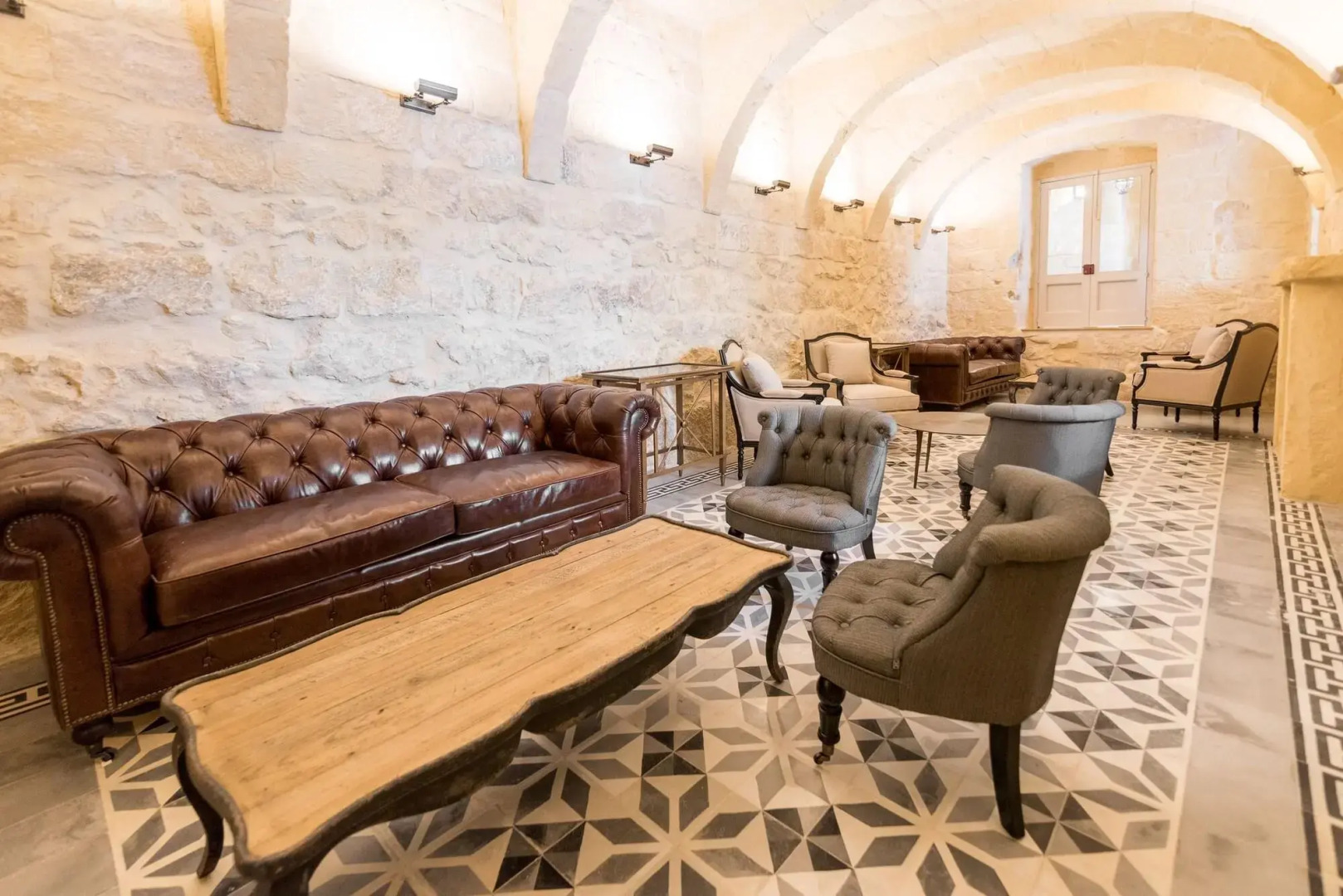 Cesca's Boutique Hotel