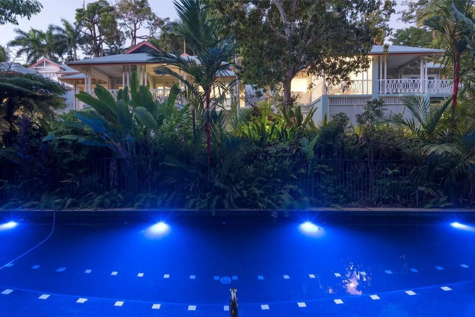 Villa 10 On Grant St Luxury Villa