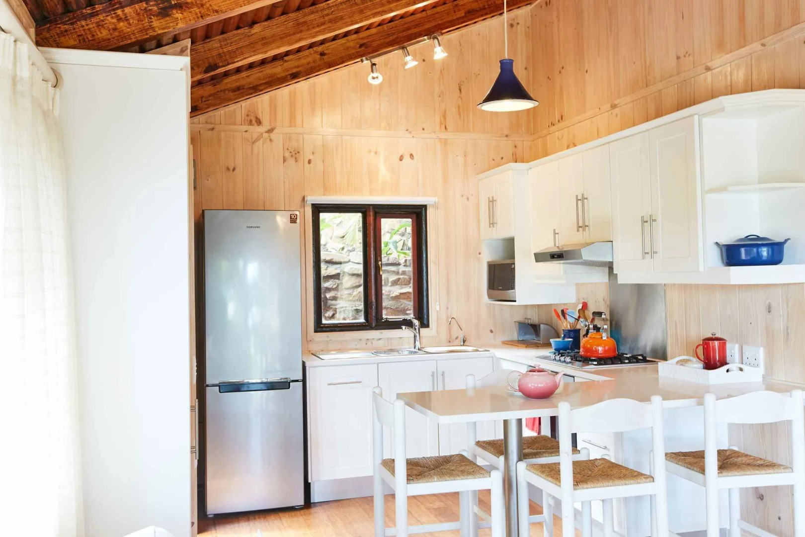 Under Milkwood Resort