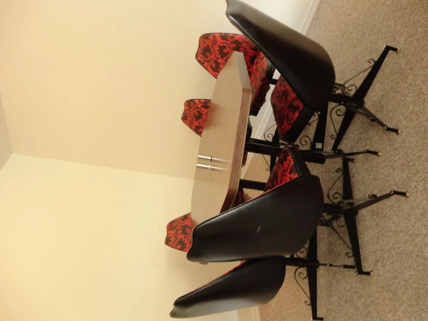 West Coast Suites by Gamalos Group