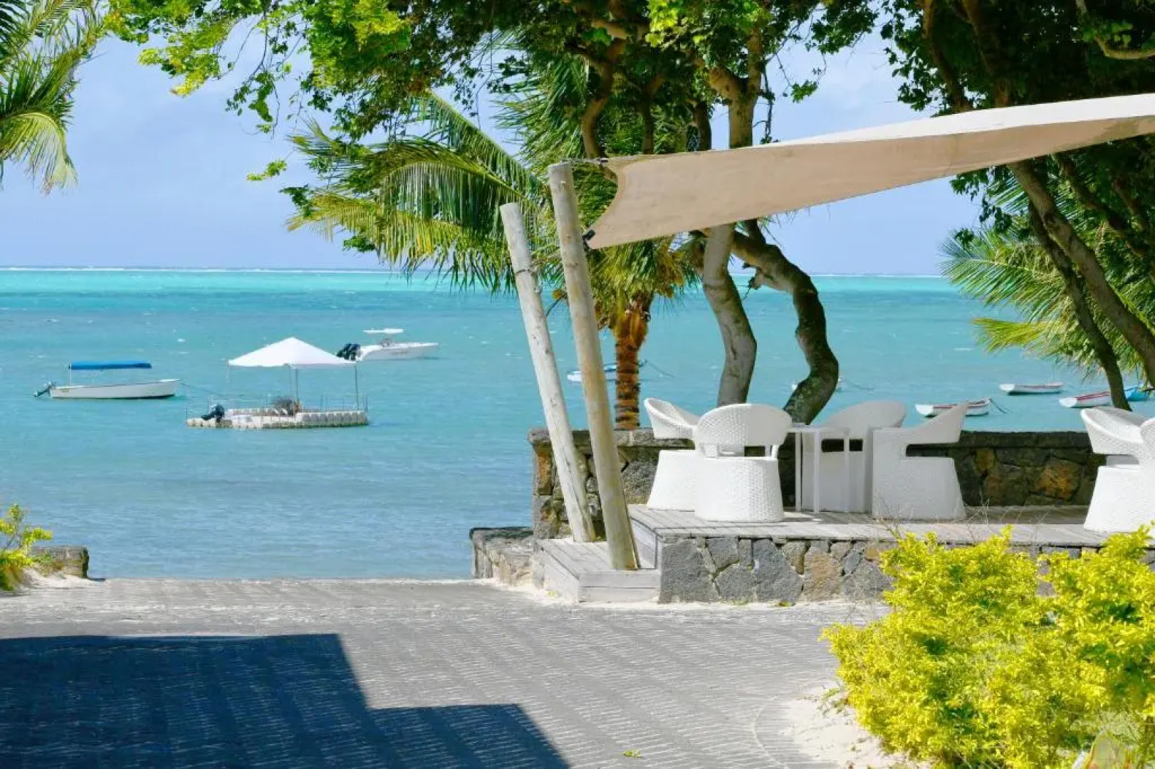 Azuri Ilea 37 with private Garden