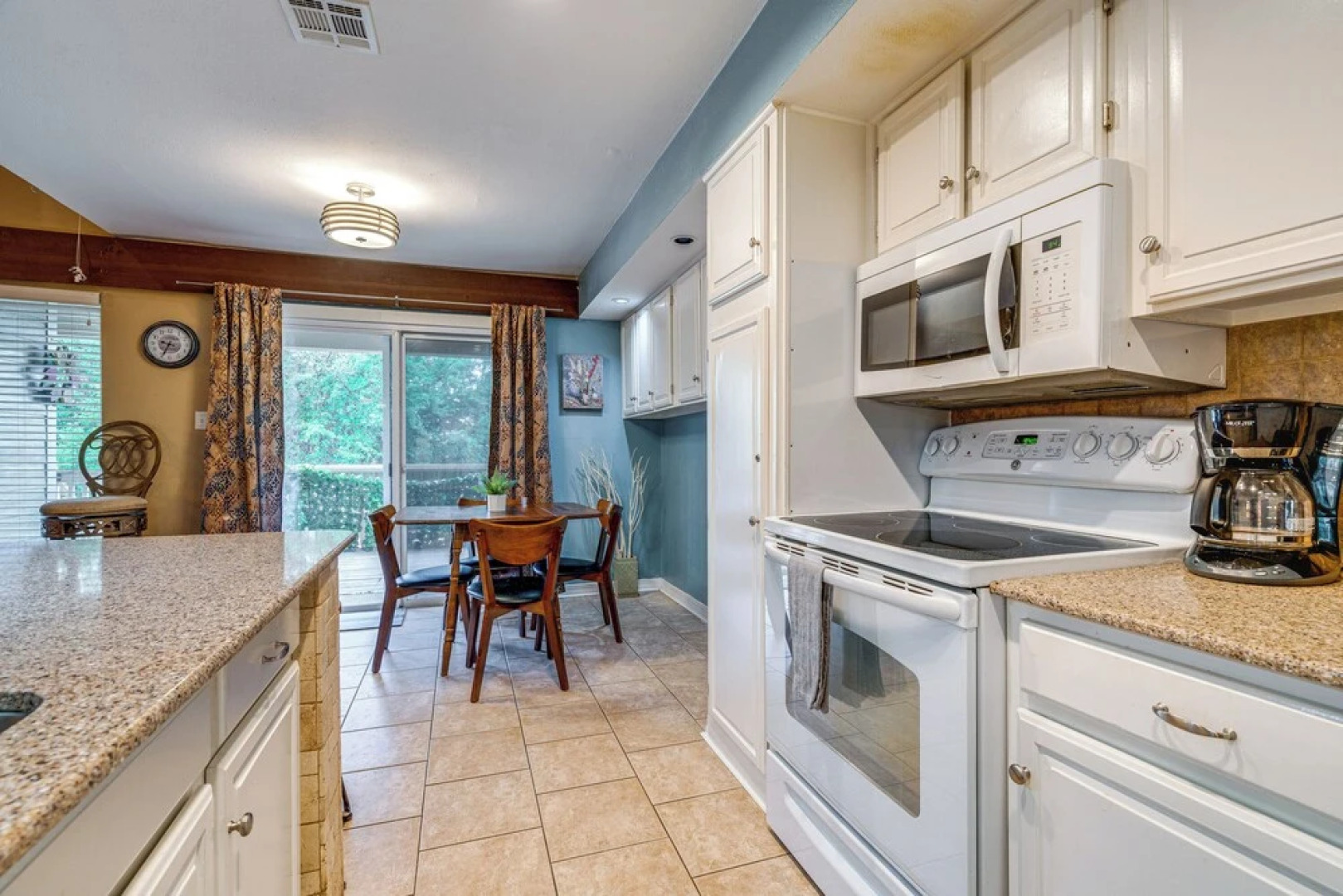 Lago Vista Golf Getaway w/ Decks + Pool Access!