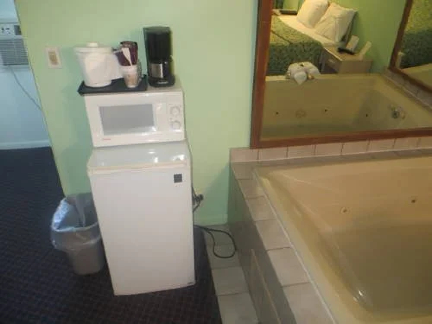 Loyalty Inn - Wisconsin Dells