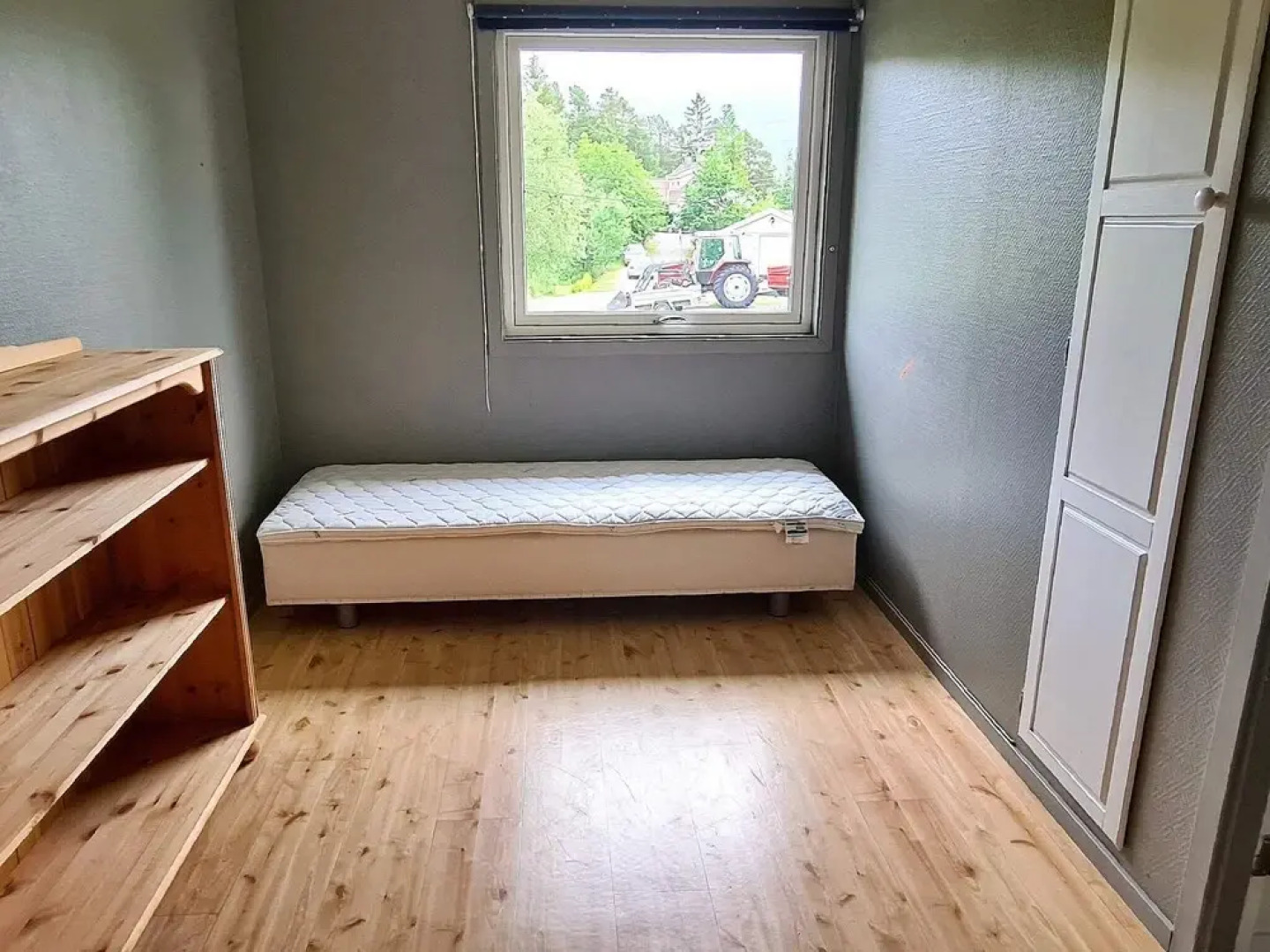 10 Person Holiday Home in Staubø