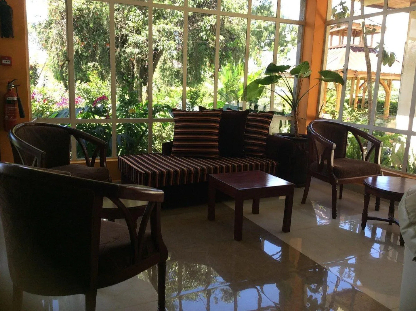 Falcon Heights Hotel