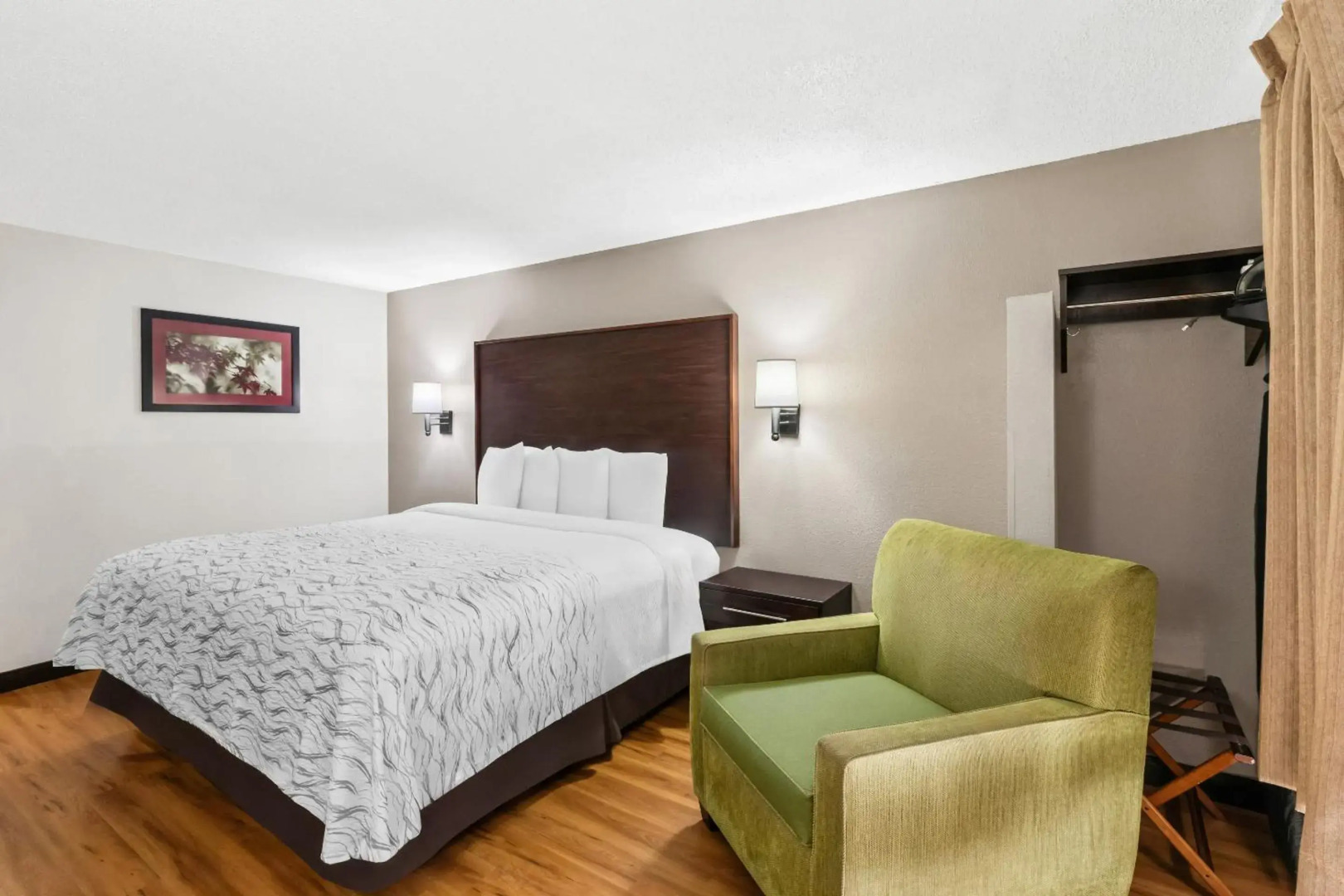 Red Roof Inn PLUS+ & Suites Atlanta Airport South