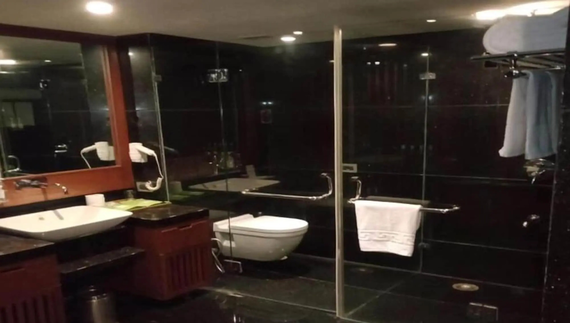 Royal Orchid Central Kireeti