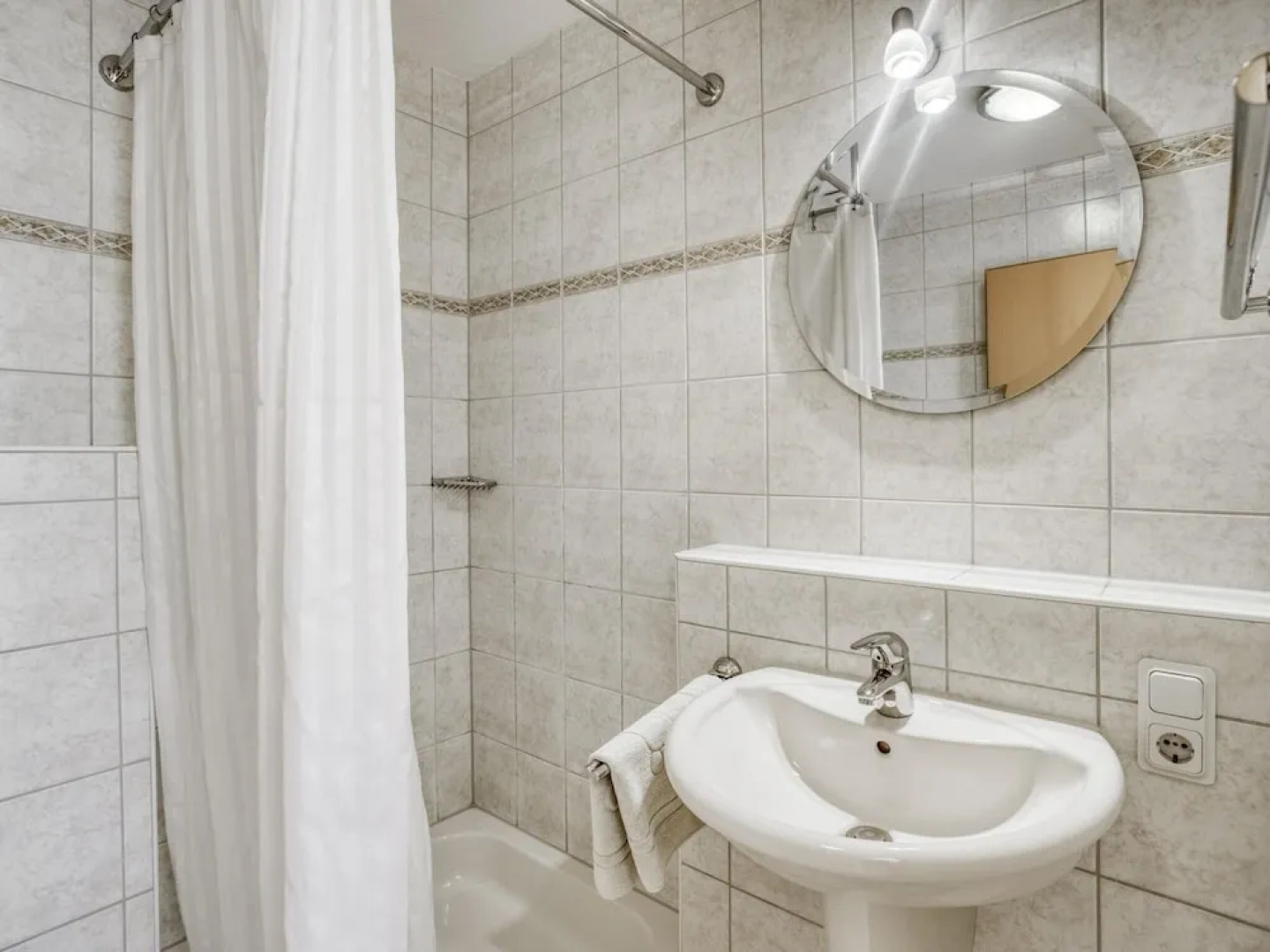 Captivating Apartment in St. Aldegund With Garden