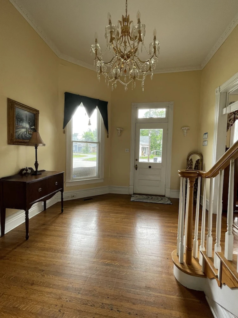 Carriage Lane Inn