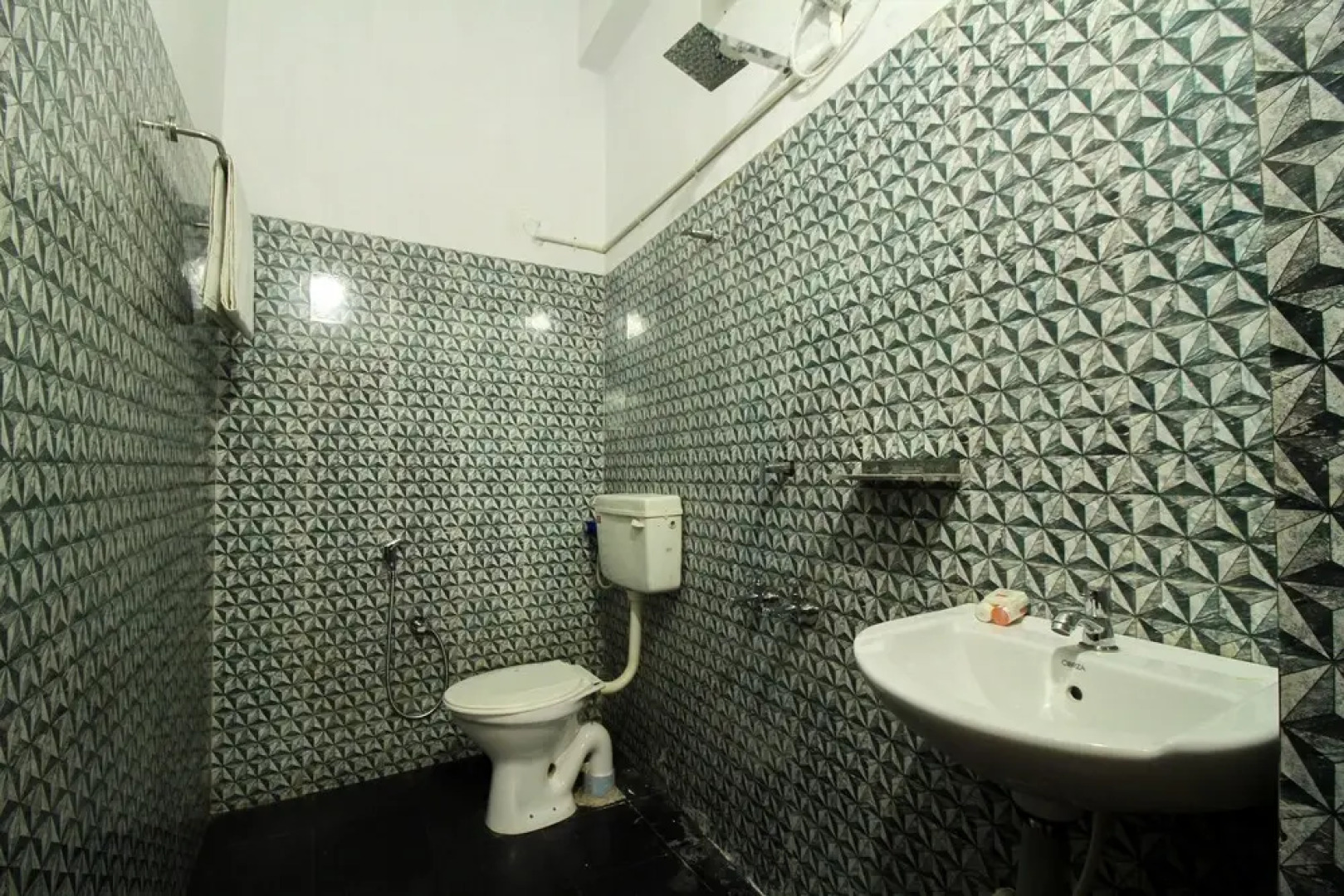 OYO 28470 Chaliyar Inn