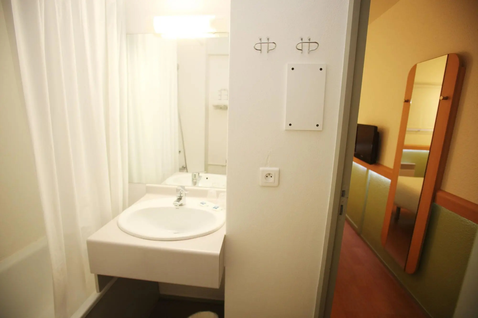 ibis budget Nantes Sainte-Luce - Hôtel Rénové
