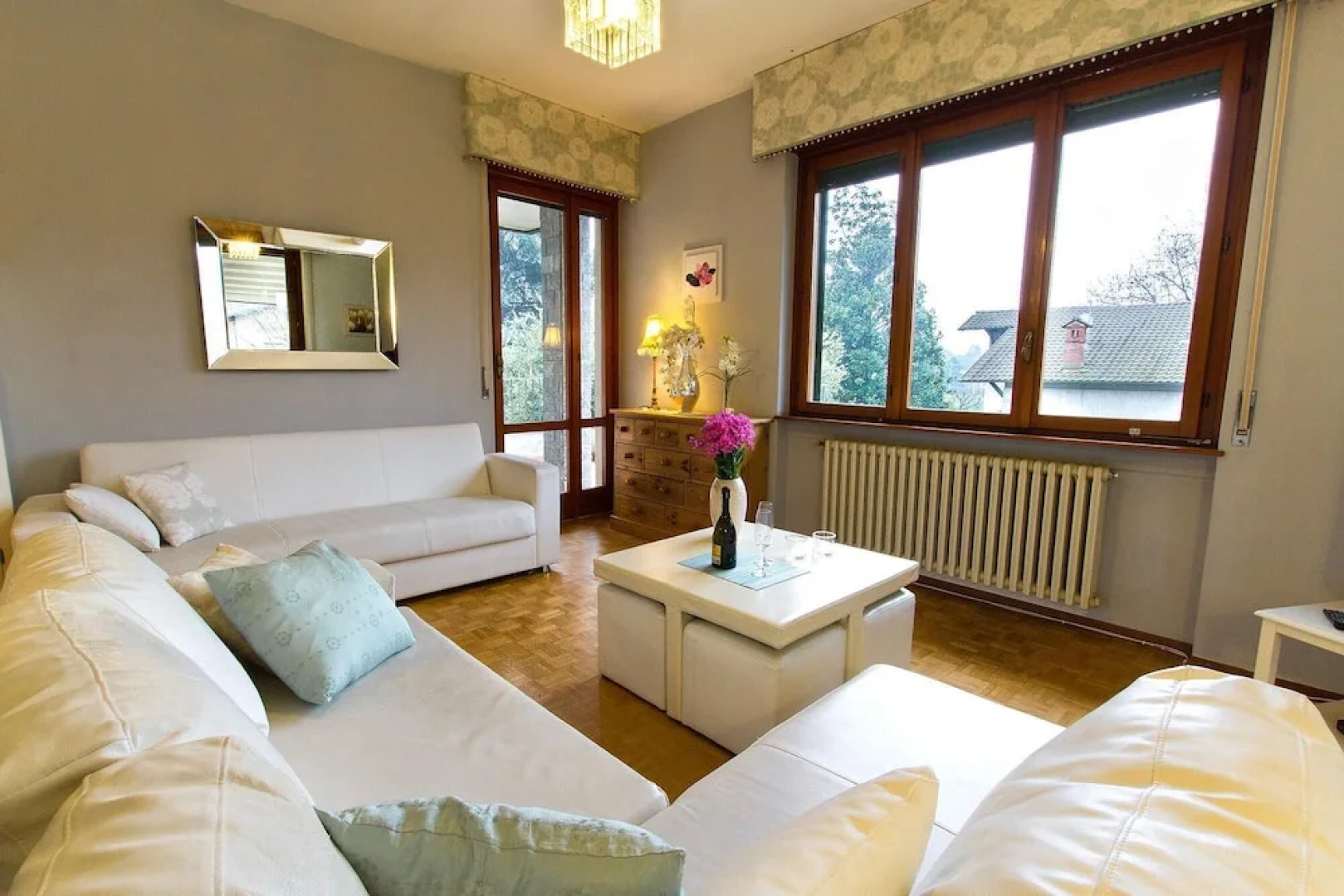 Connie s Apartment in Monvalle