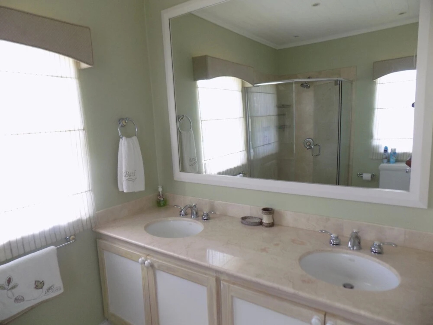 The Pelican #3 - Spacious 2 bedroom 2.5 bath waterfront townhome in the heart of Rodney Bay. 2 Townhouse by RedAwning