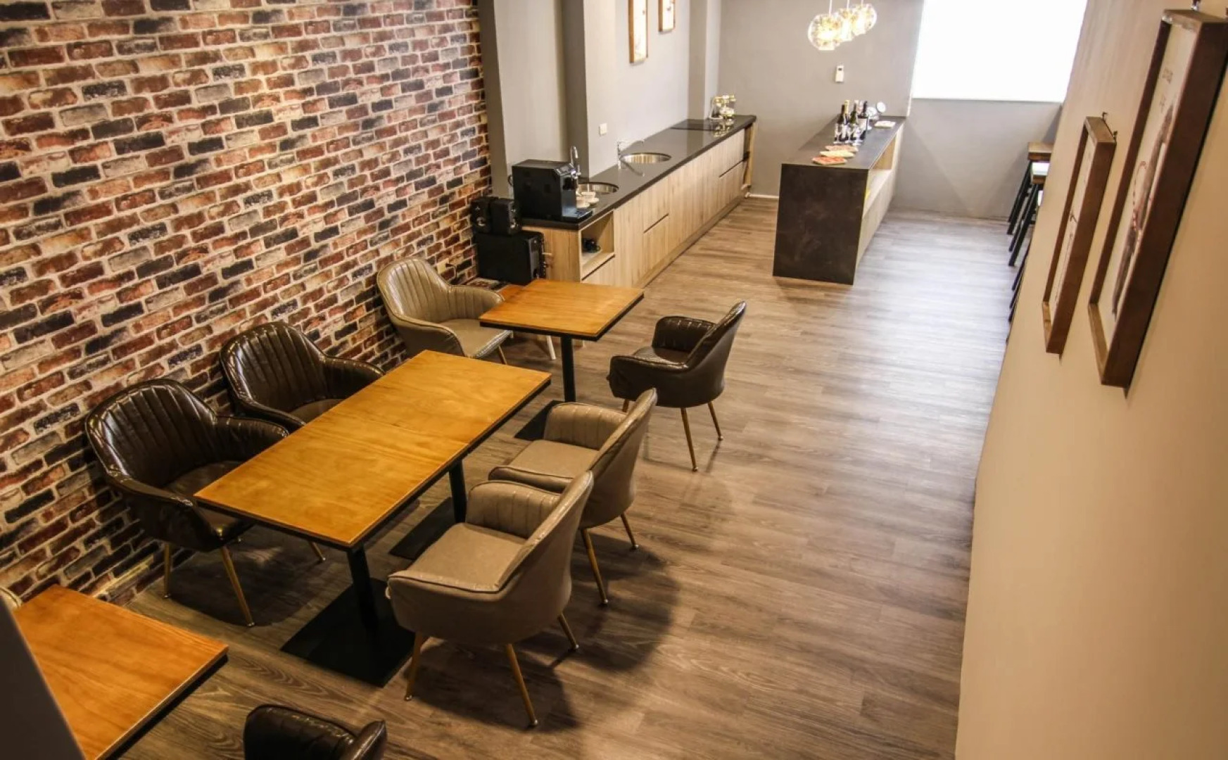 SunMoonLake Loft Inn