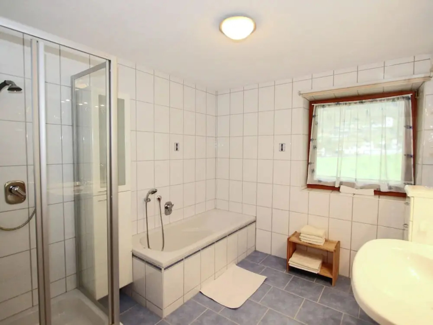 Spacious Holiday Home near Ski Bus Stop in Mayrhofen