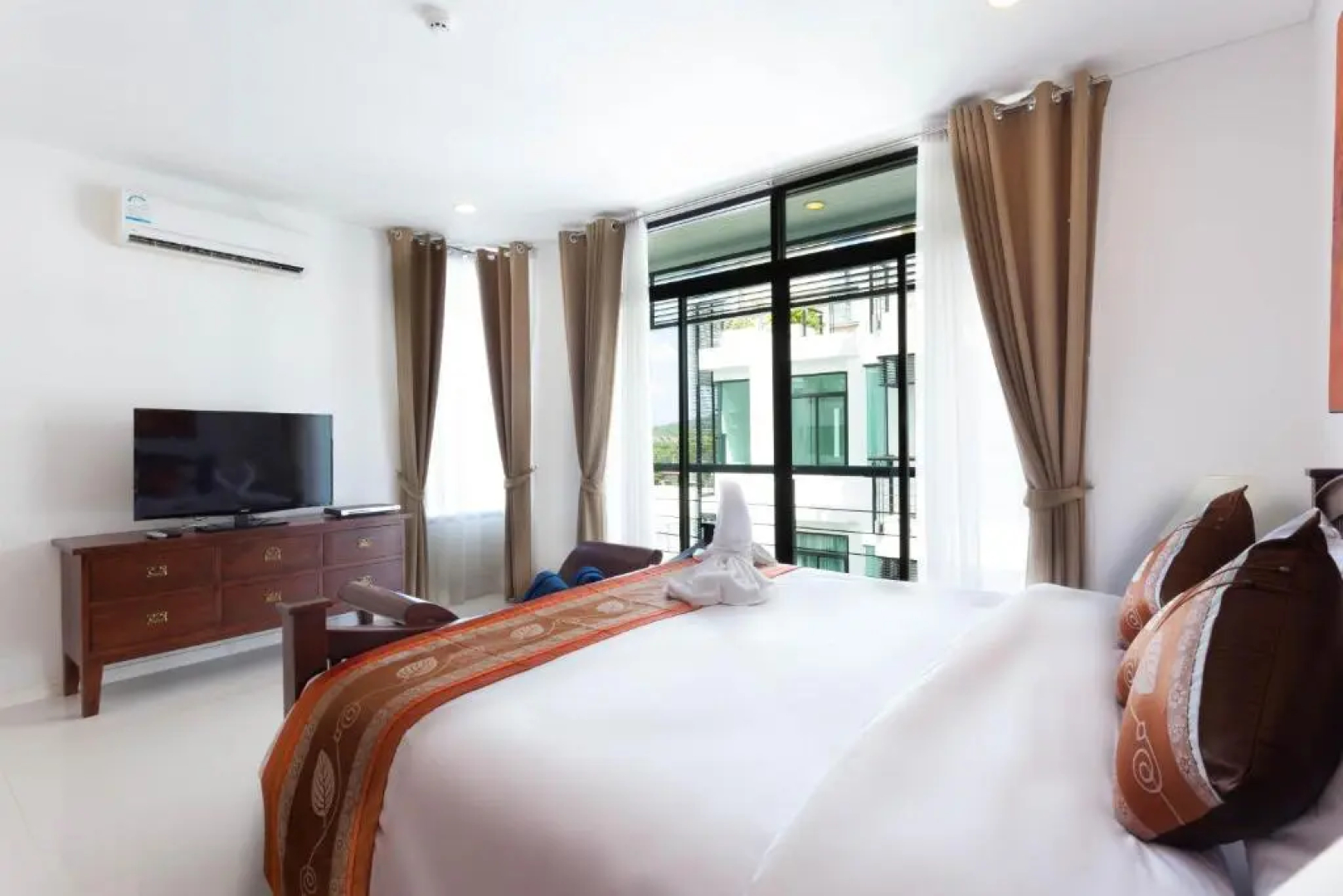 Kamala Regent Penthouse D-502