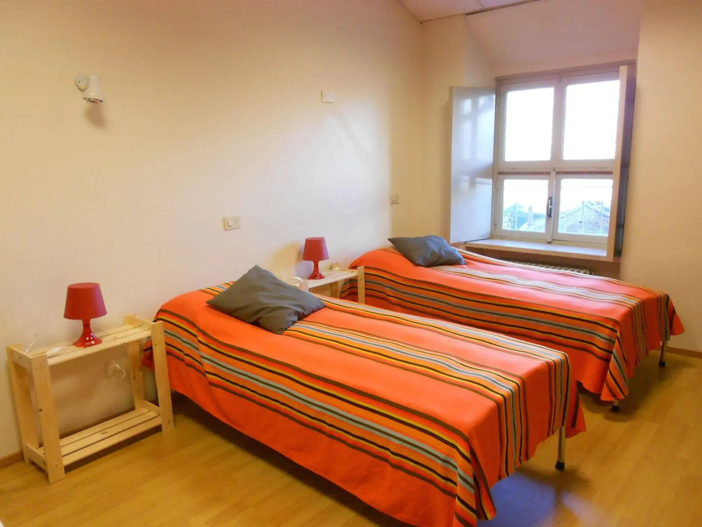 SANTANGELA Hostel & Rooms