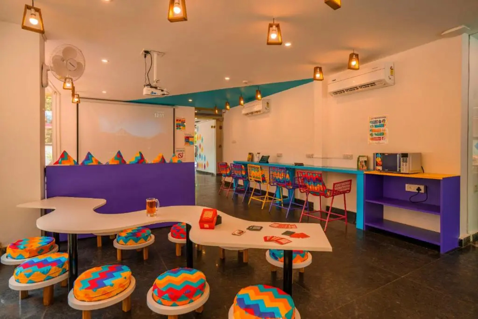 goSTOPS Goa Baga - Hostel