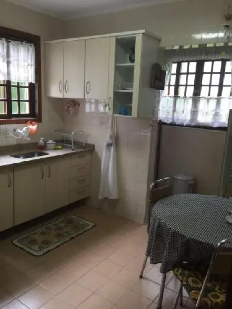 Apartamento em Condomínio Campos do Jordão