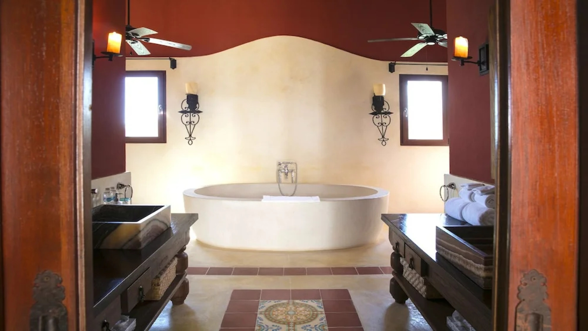 Hacienda Magica 7-14BR Villa Full Staff By RMH