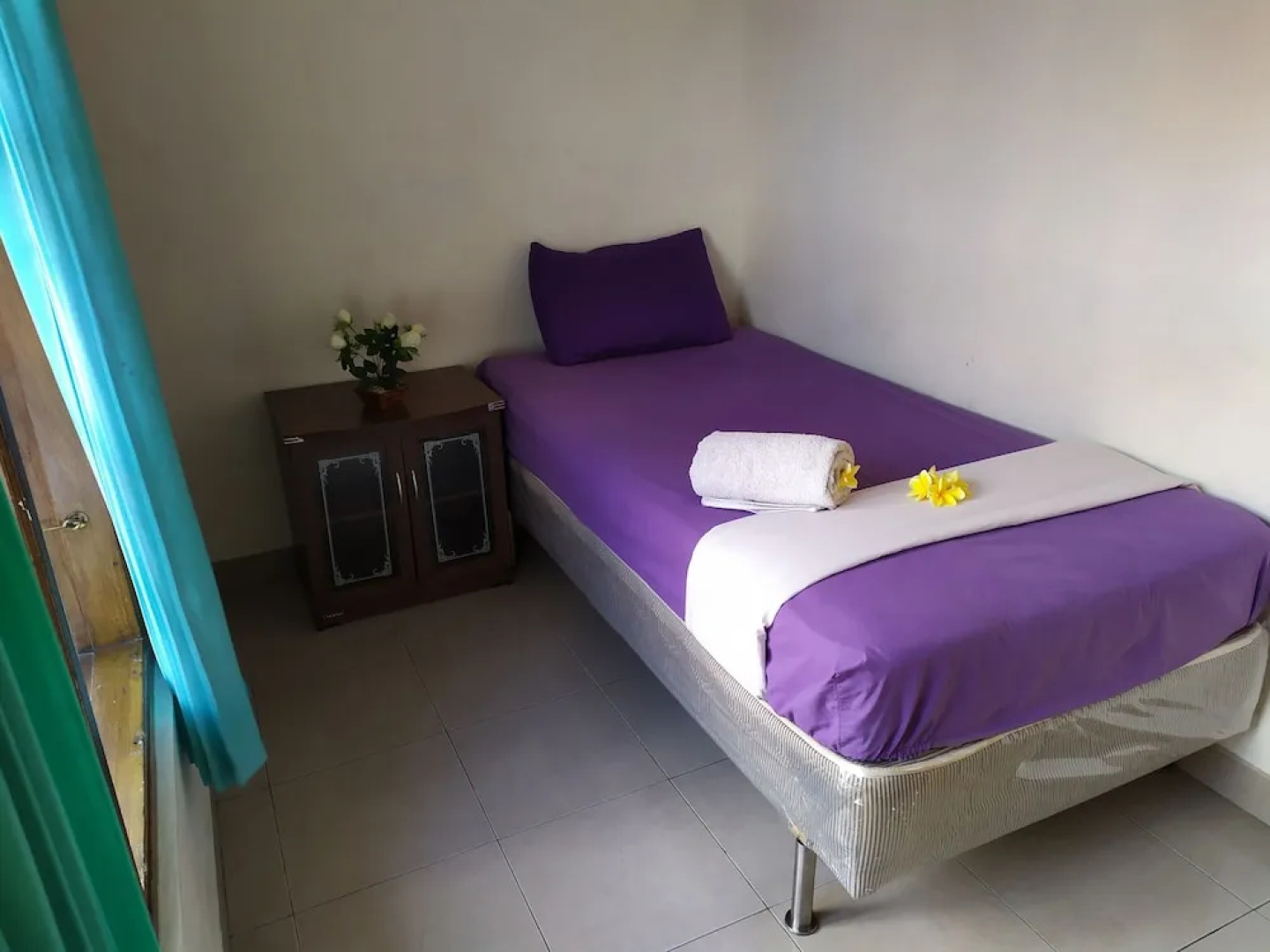 24/7 Bed & Breakfast