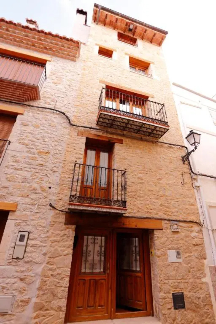 El Refugi del Maestrat A - Turistrat