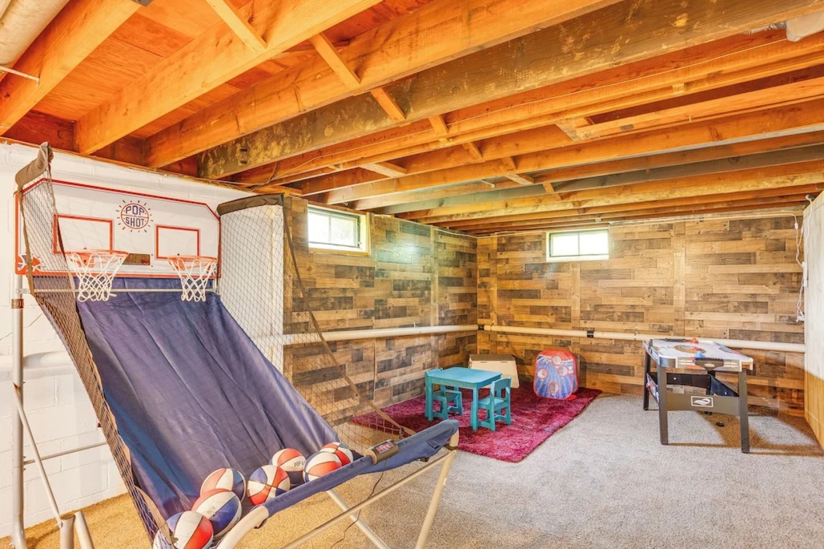 1 Mi to Hersheypark: Home w/ Patio in Hershey!