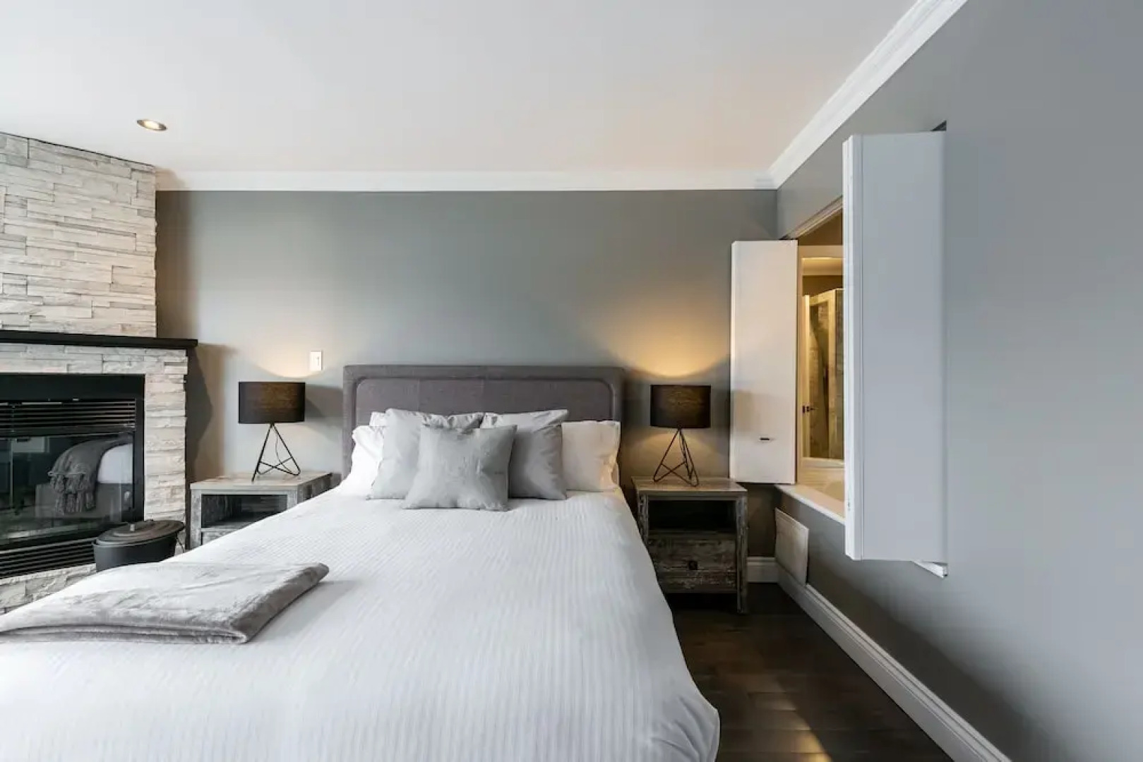 Les Lofts du Lac des Sables 3 by KASANIA