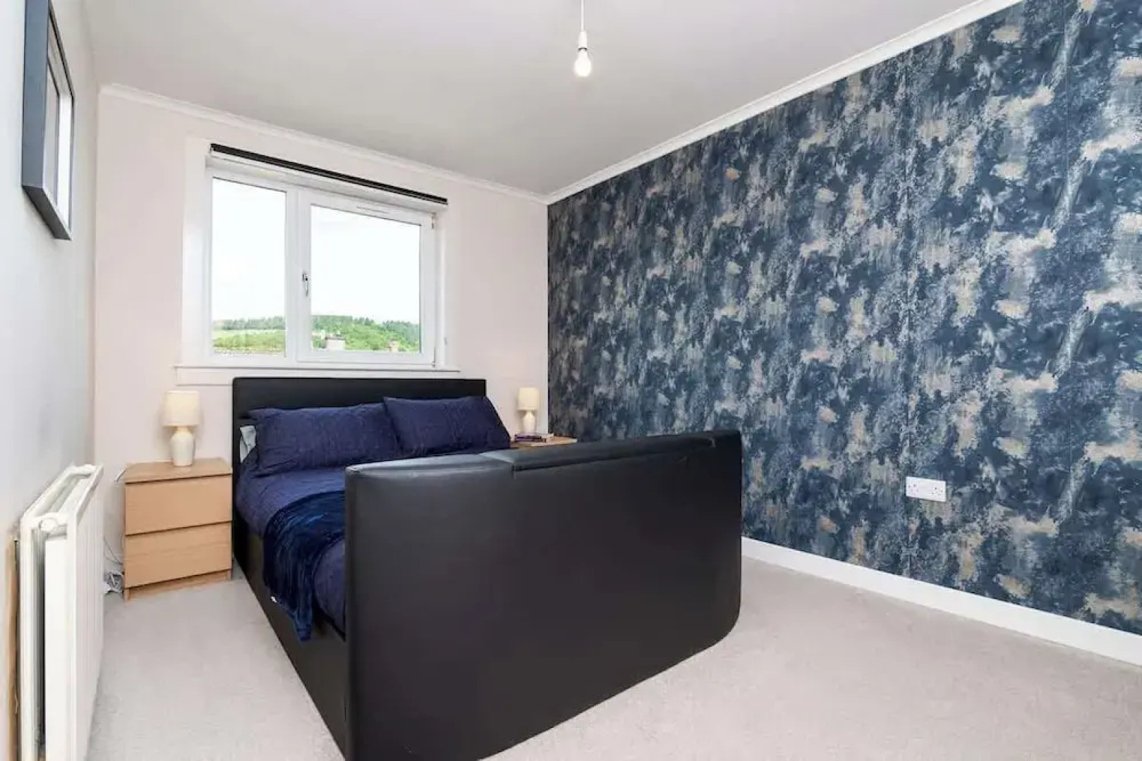 3 Bed House-free Parking