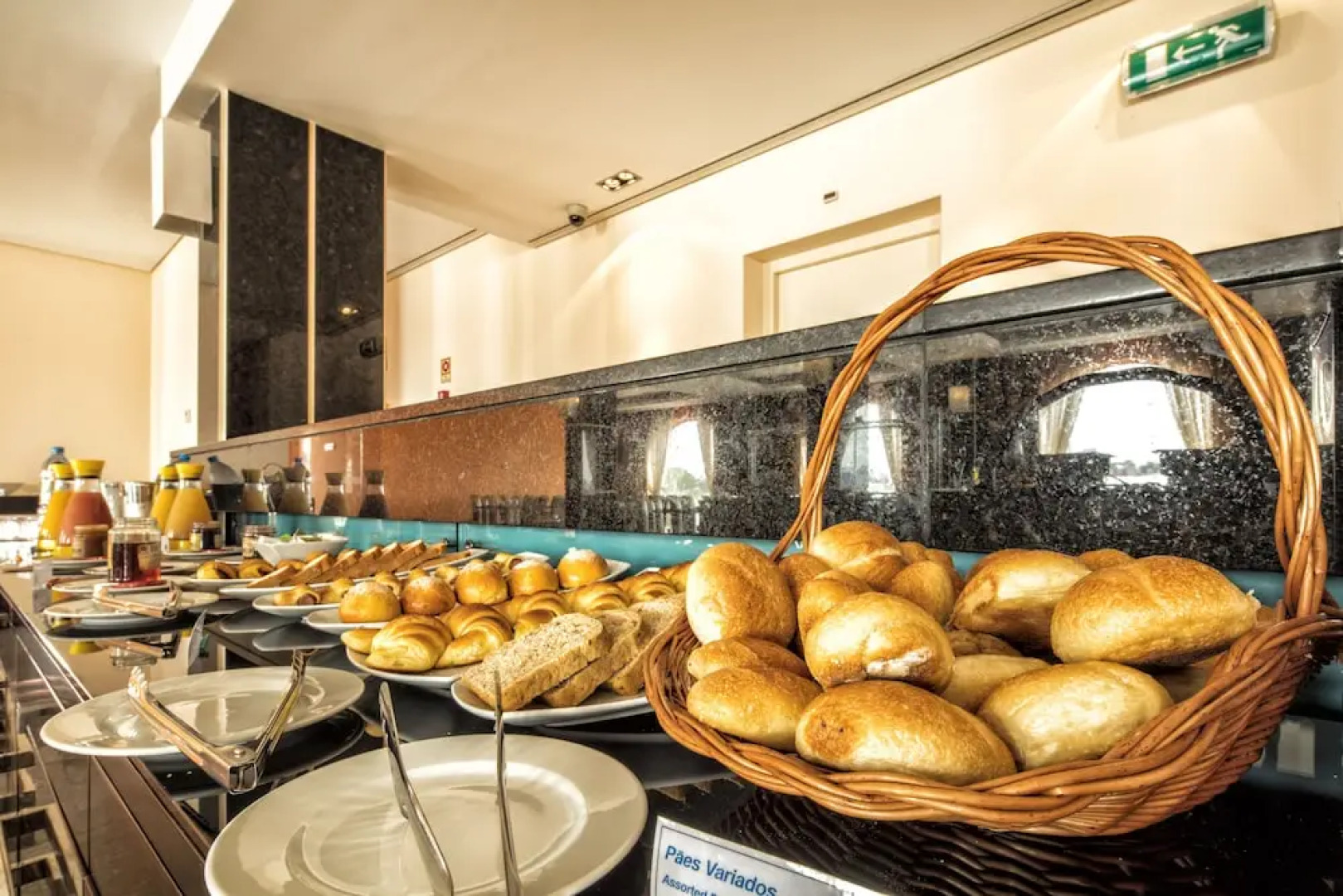 iu Hotel Saurimo Rotunda