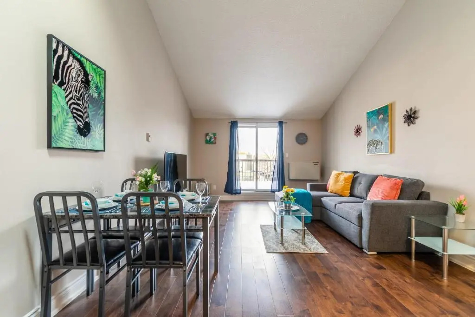 1BR Loft near DT Cambridge -Trails and Parks