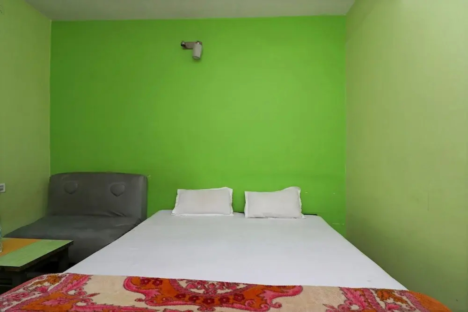 Spot On 42114 Hotel Ashoka