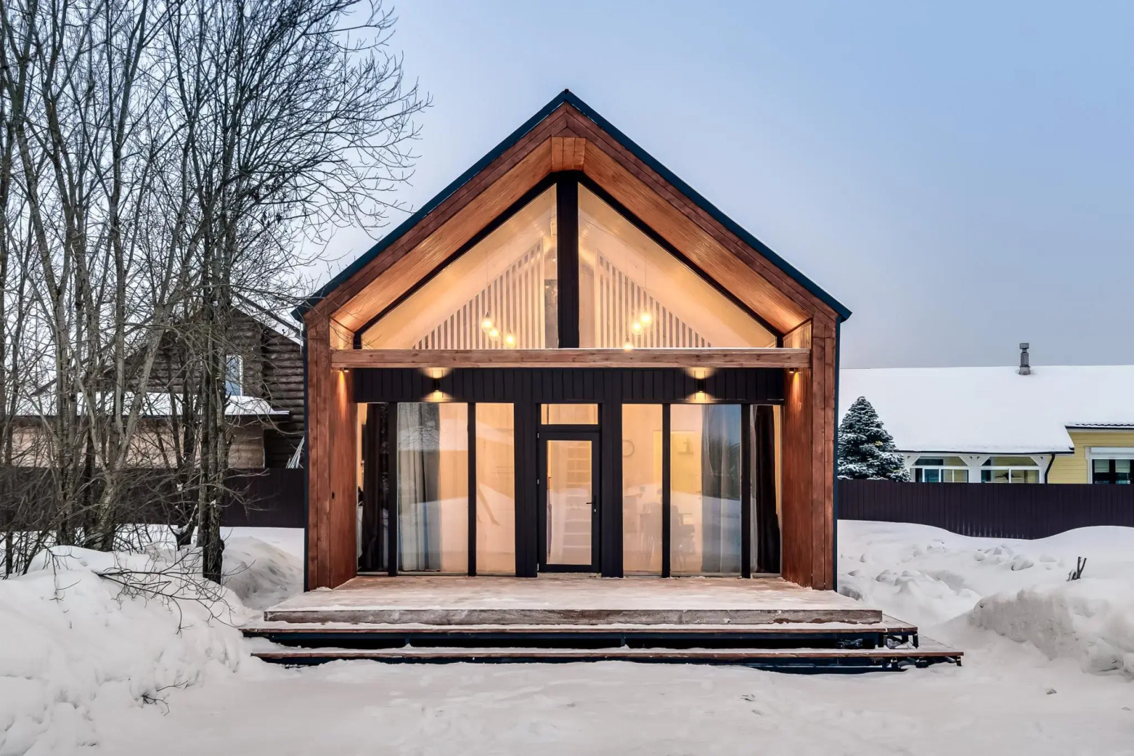 Загородный дом с баней на дровах