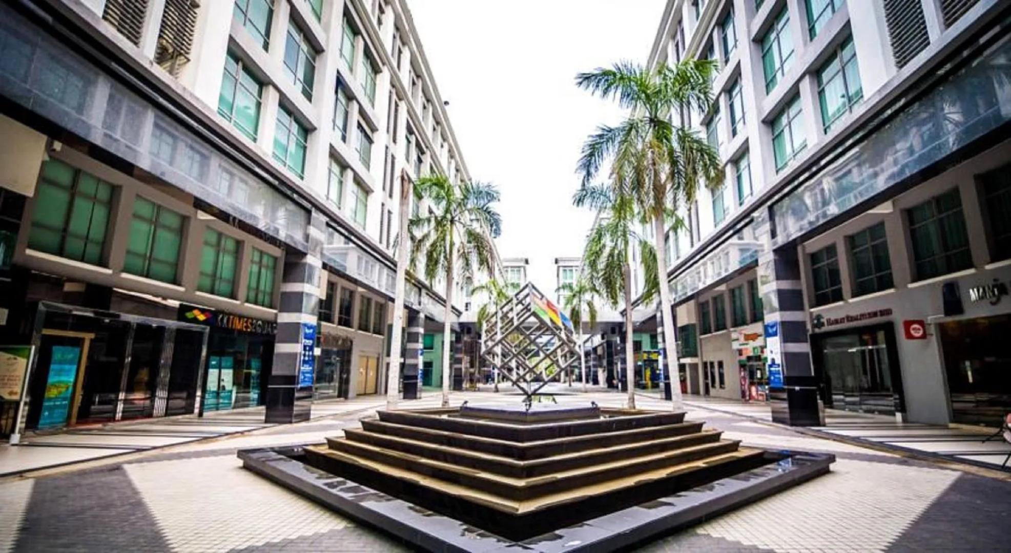 KK Times Square Hotel