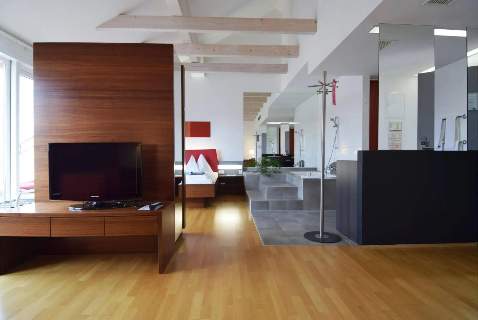 Thermenhotel All In Red