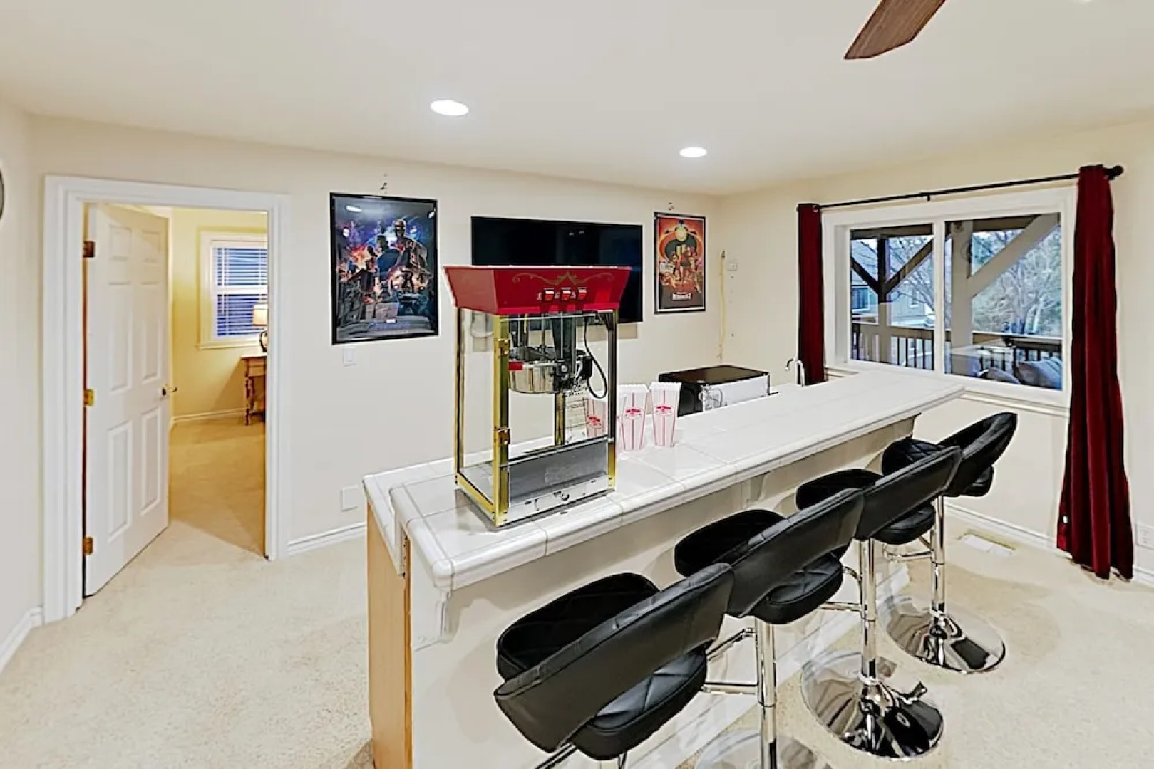 New Listing! Palatial Home W/ Huge Deck, Game Room Home